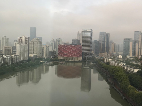 弘毅大酒店主图