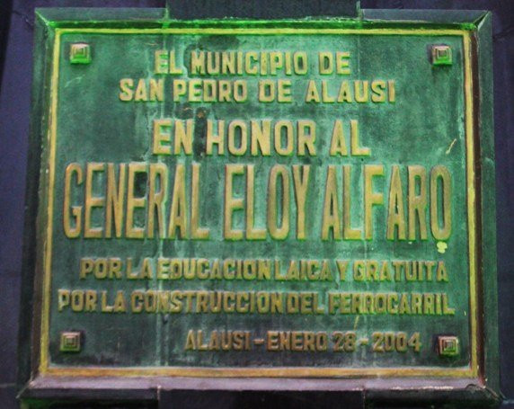 Monumento a Eloy Alfaro景点图片