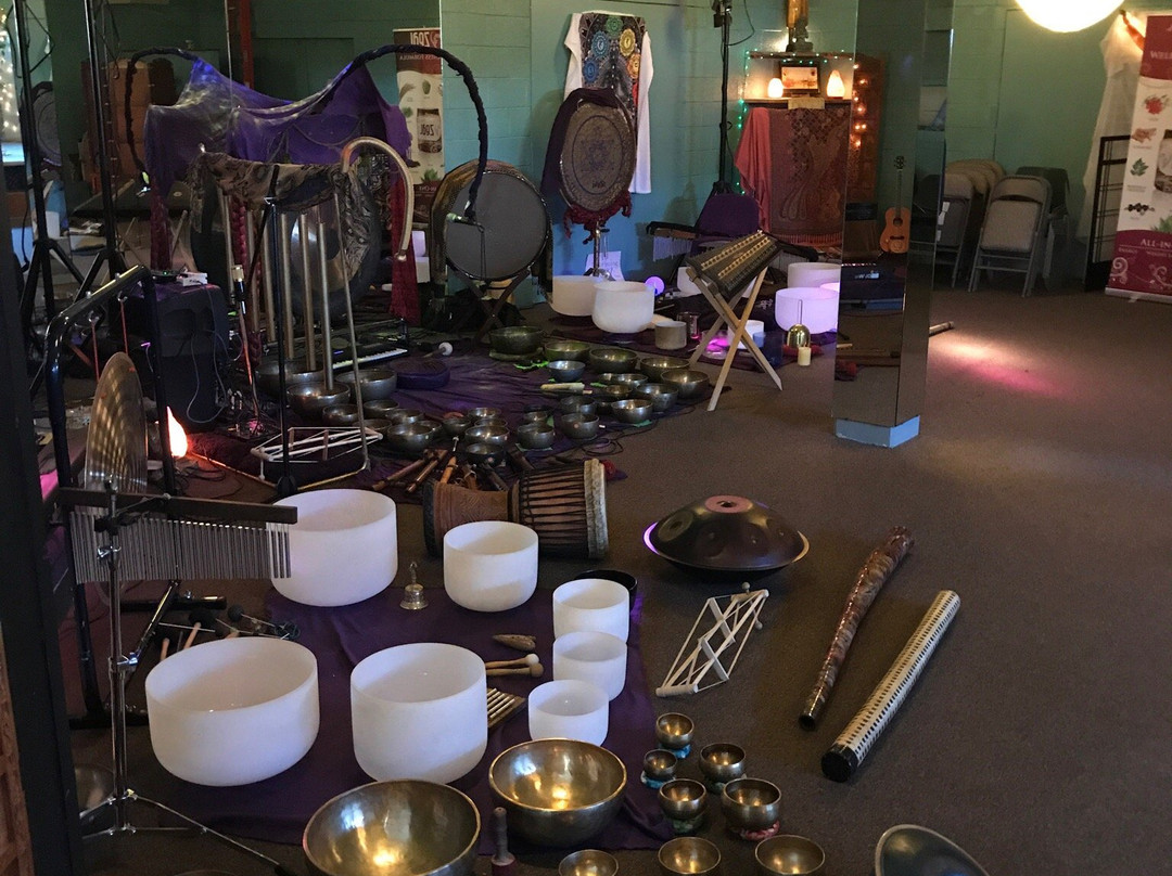 Dancing Cranes Imports-盐湖城必去景点