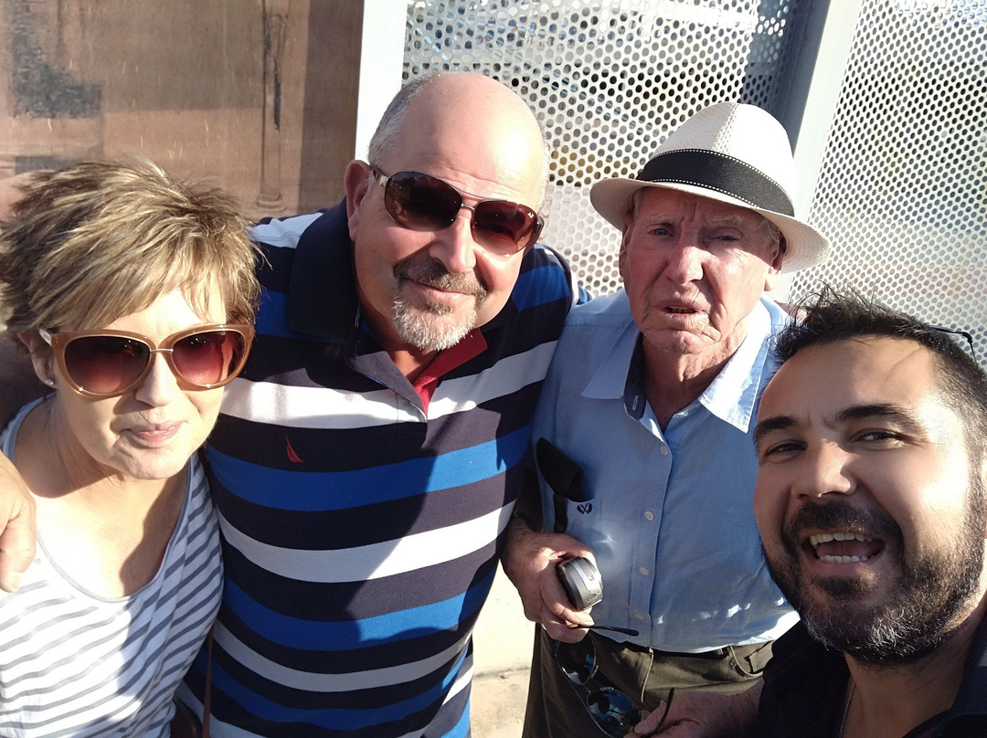 Athens Vip Tours-比雷埃夫斯必去景点