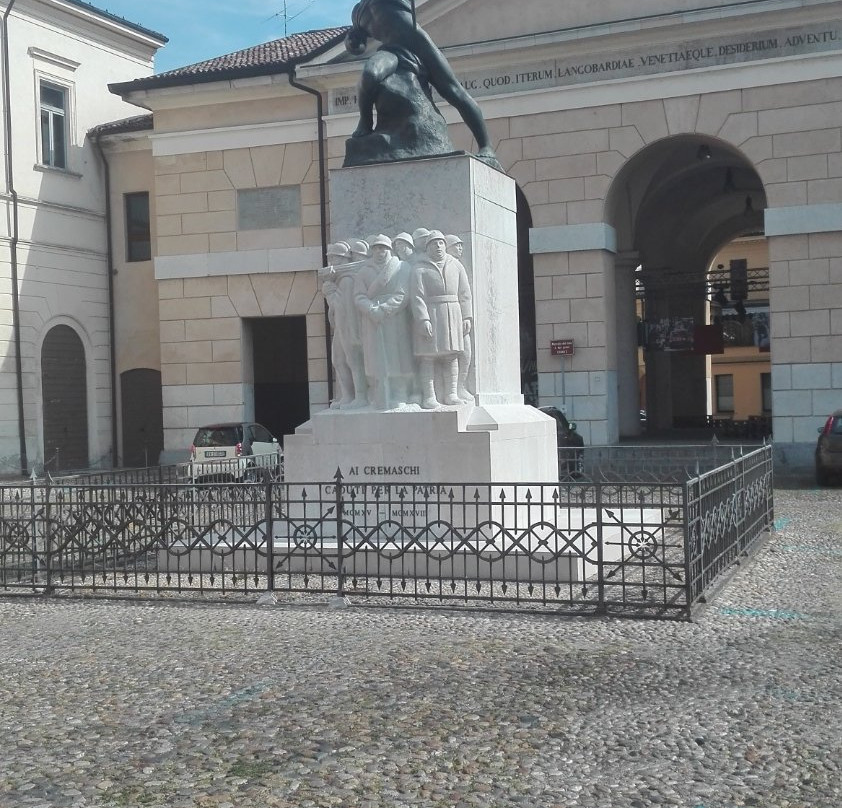 Monumento ai Caduti di Crema nella Grande Guerra-克雷马必去景点