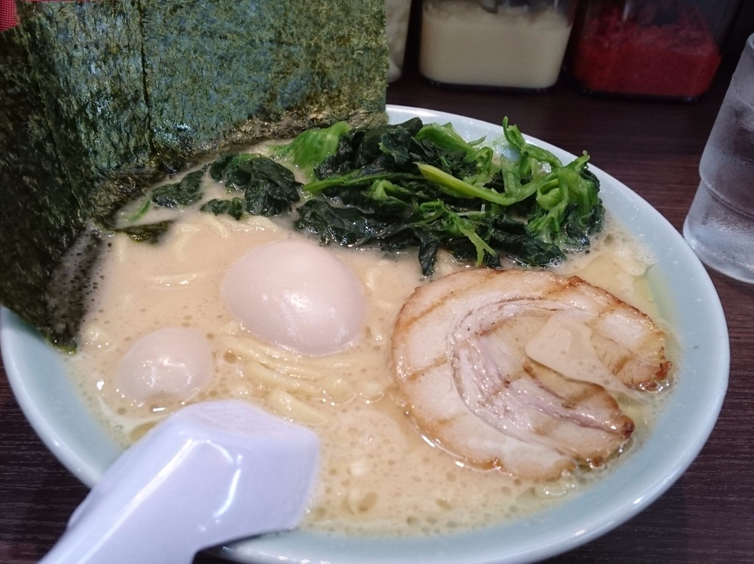 横浜家系ラーメン 平塚 魂心家