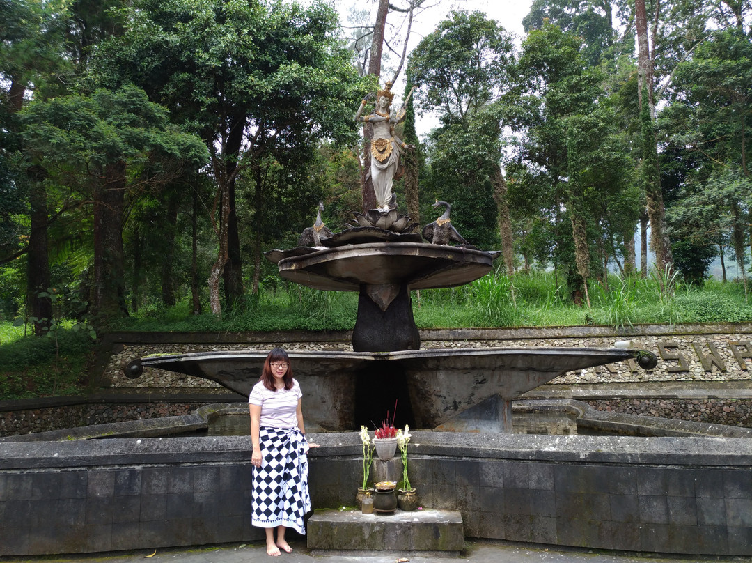 Puri Taman Saraswati景点图片