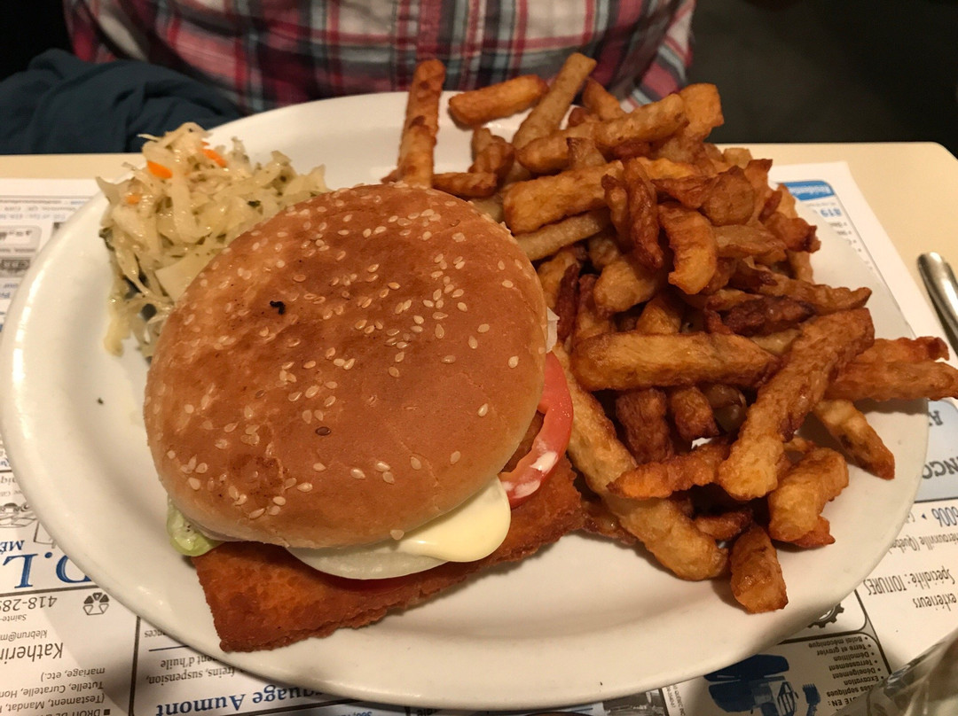 St-Paulin餐馆和美食-Le Villageois