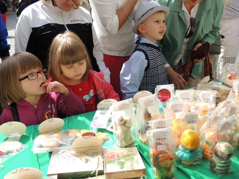 Walks In Europe-塔林必去景点