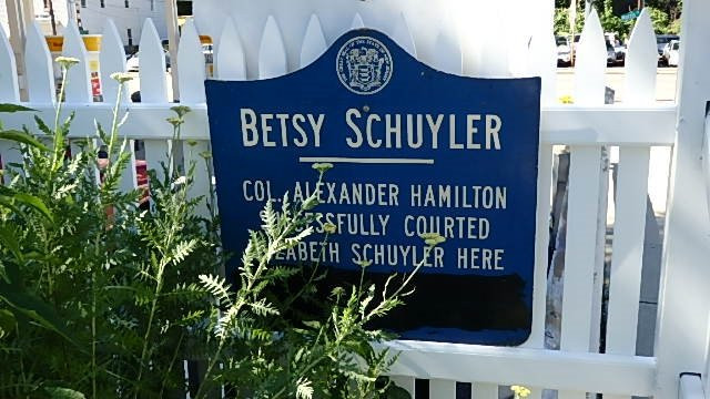 Schuyler-Hamilton House景点图片