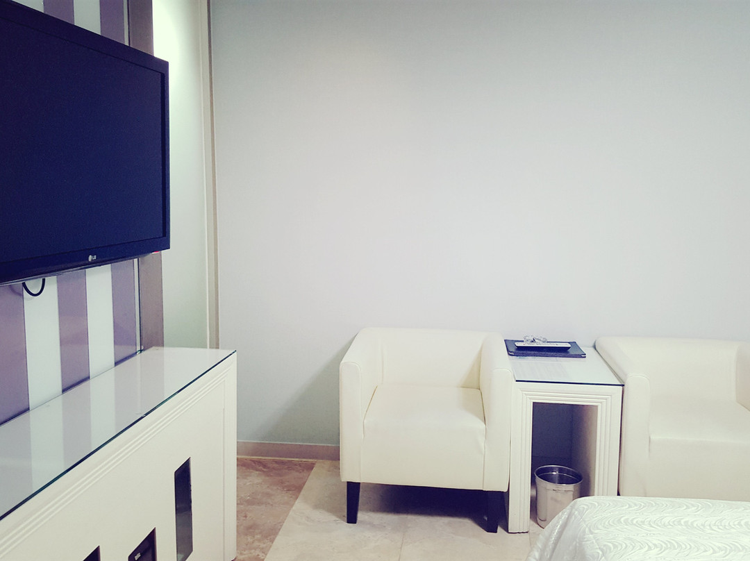 Hotel Chezelle主图