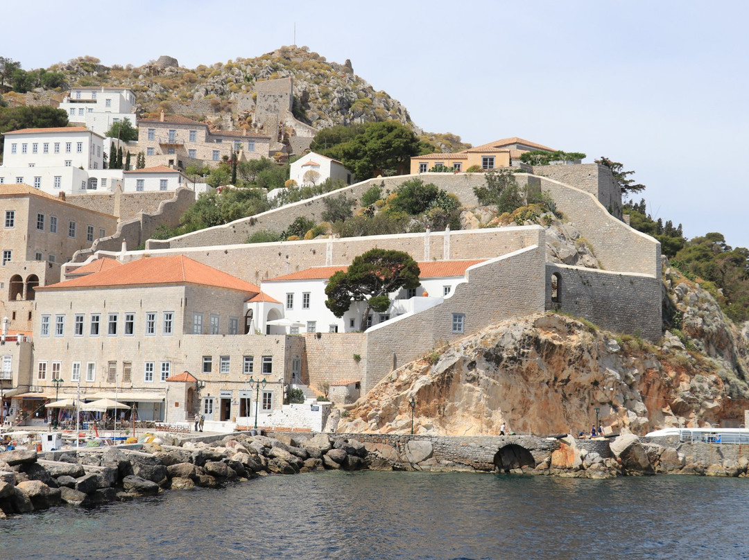 Agios Konstantinos (Church of St. Constantine)景点图片