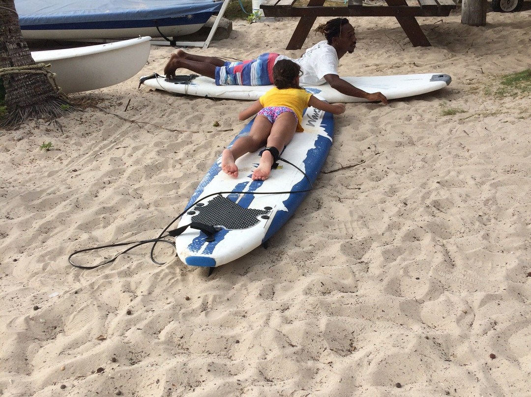 Ajani's Irie Surf School Barbados-布里奇顿必去景点