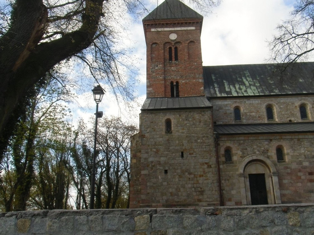 Collegiate Church of St. Peter and St. Paul景点图片