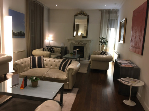 保利塔别墅酒店