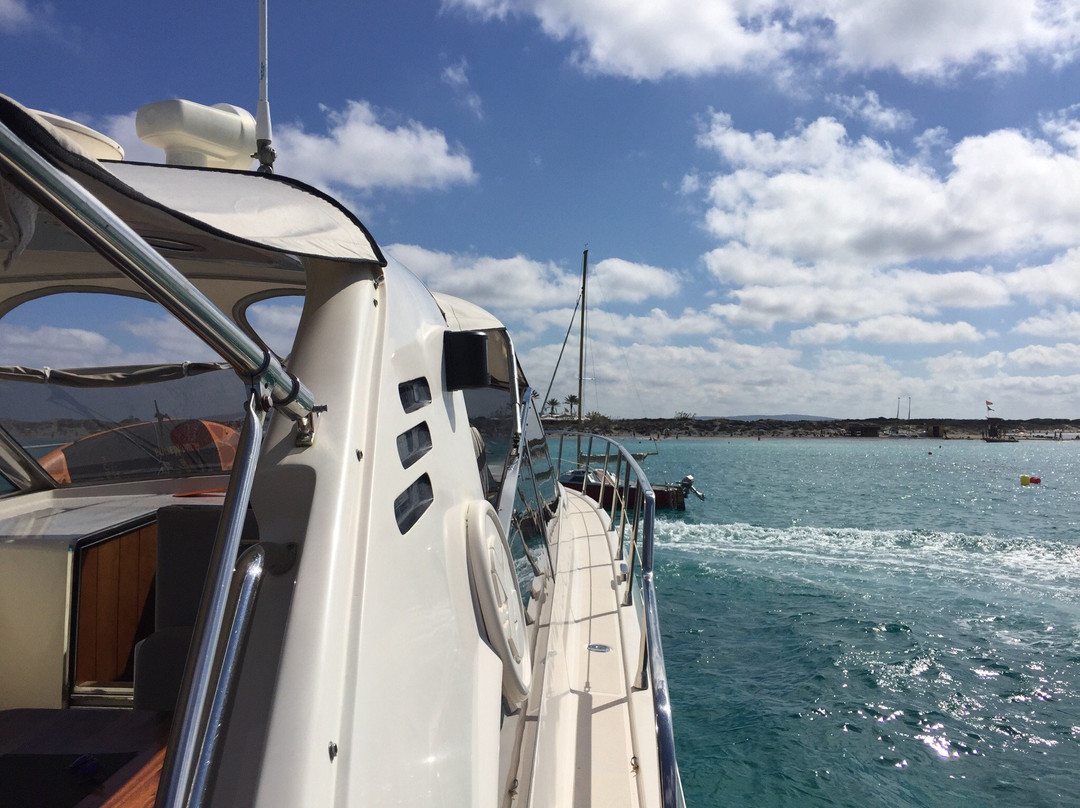 Lux Charters Ibiza景点图片