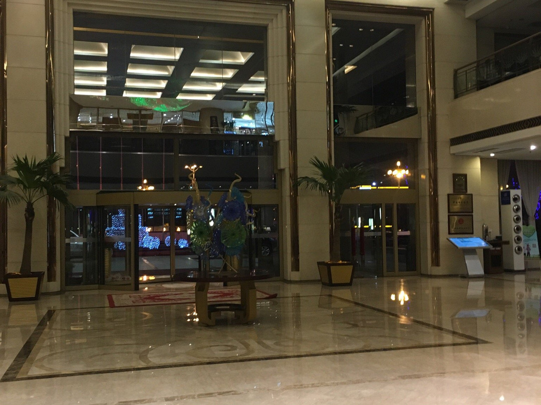 卓正国际酒店主图