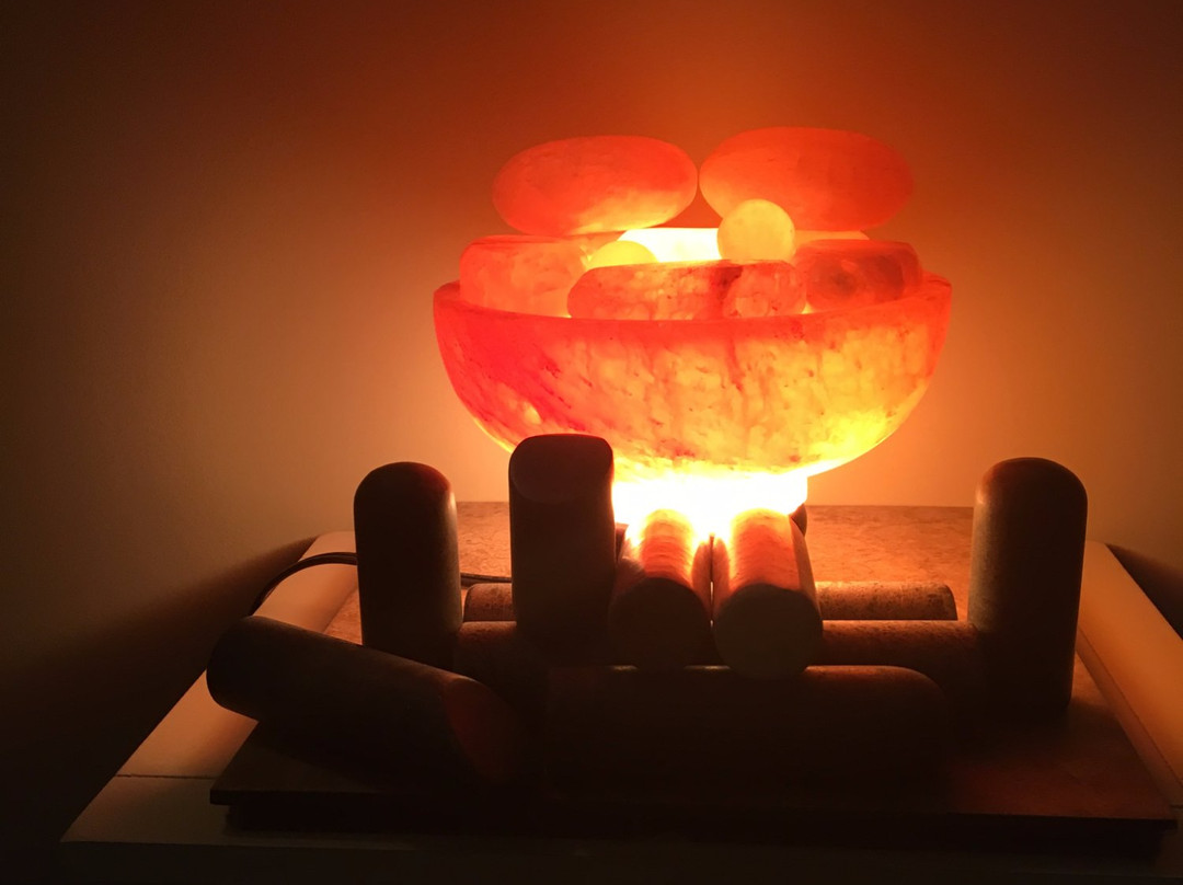 Lightness of Being Massage景点图片