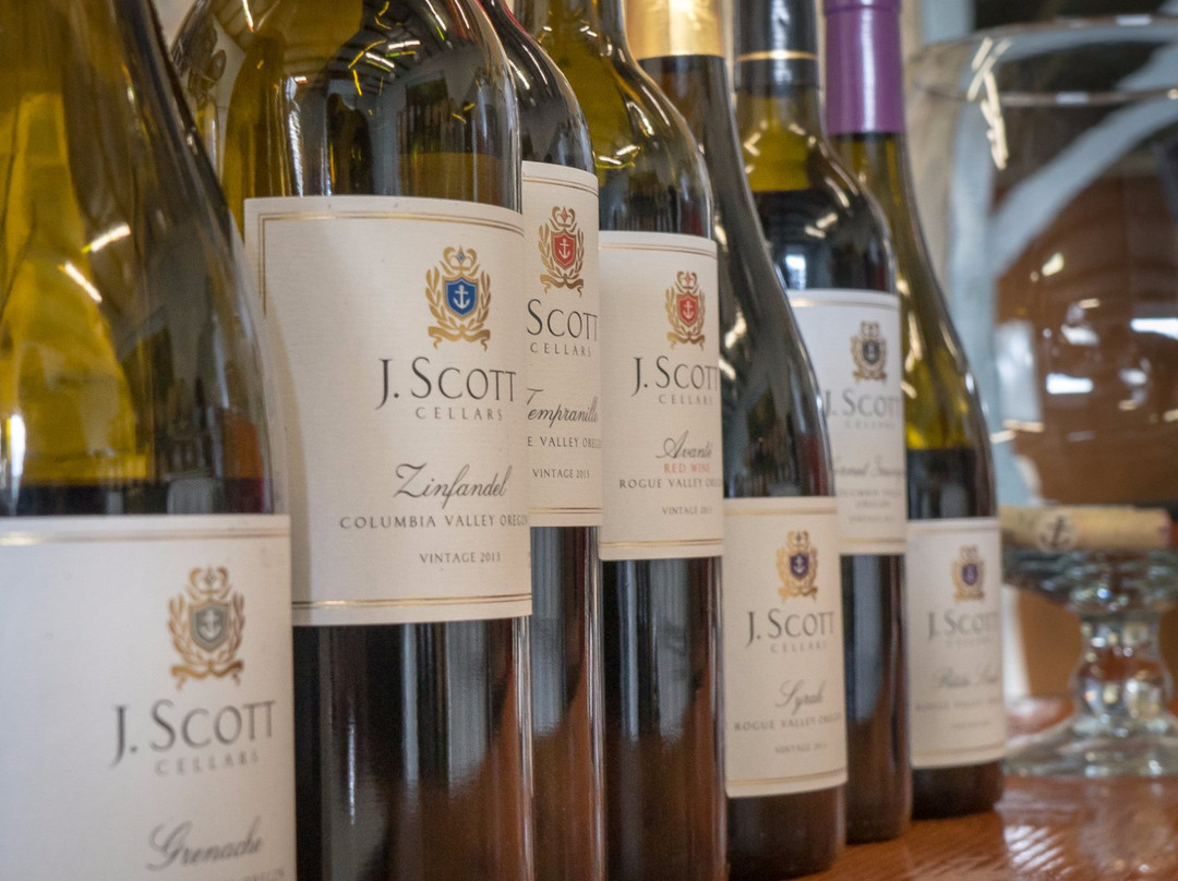 J. Scott Cellars-尤金必去景点
