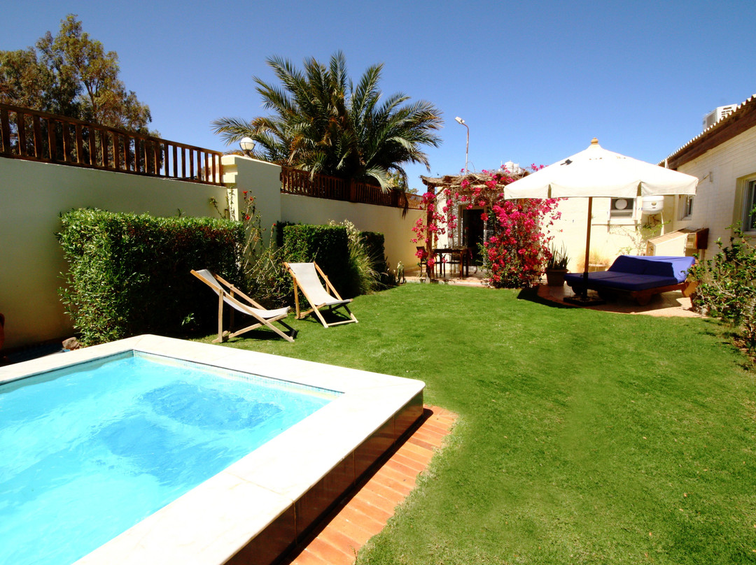 Lagoon Villa Apartments