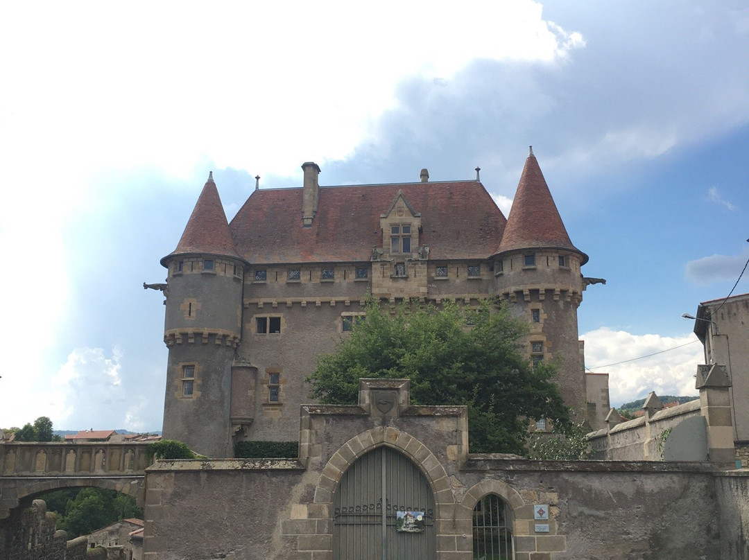 Château de Murol景点图片