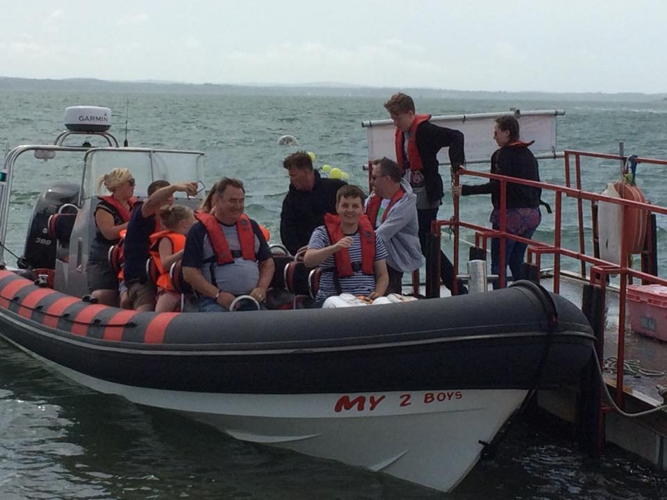 Exhilaration Boat Rides-普兹茅斯必去景点