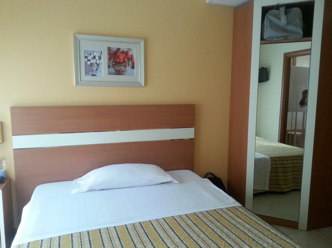 Hotel GF主图