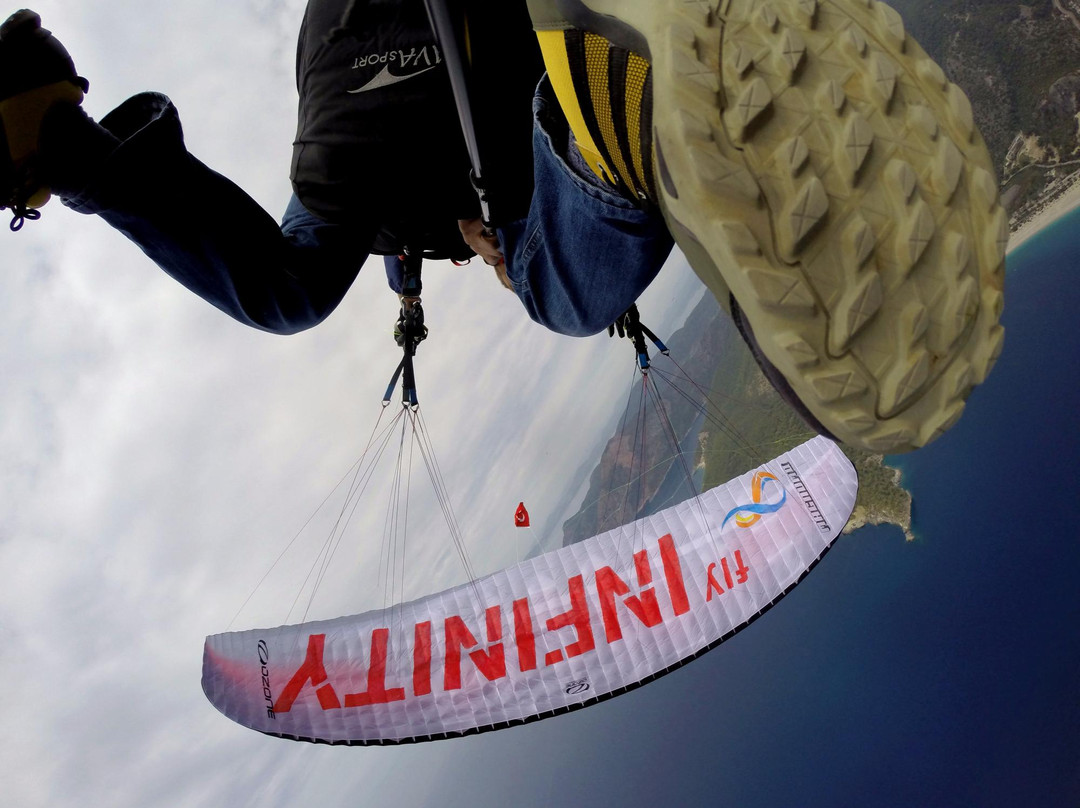 Fly Infinity Tandem Paragliding景点图片