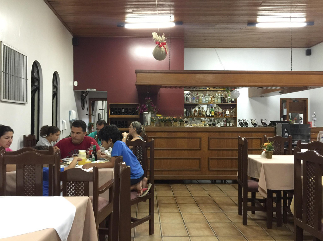 Ibotirama餐馆和美食-Restaurante do Hotel Gloria Palace