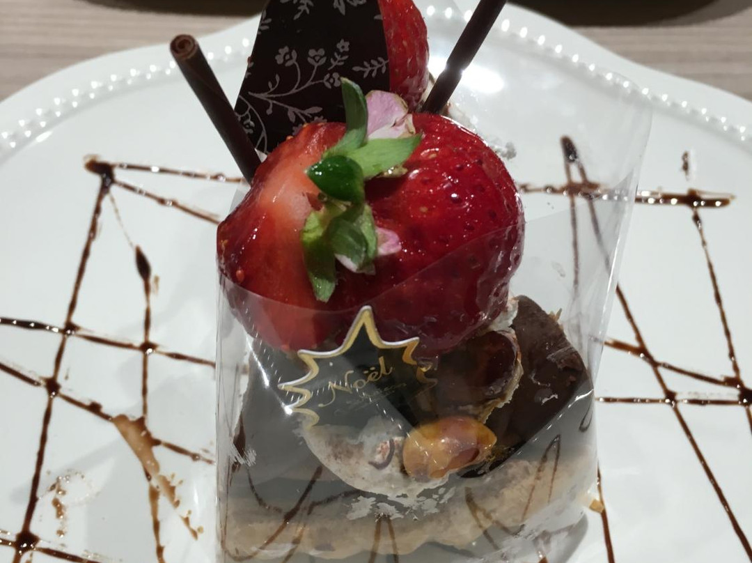 ラ・メゾン アンソレイユターブル 船橋ららぽーと店