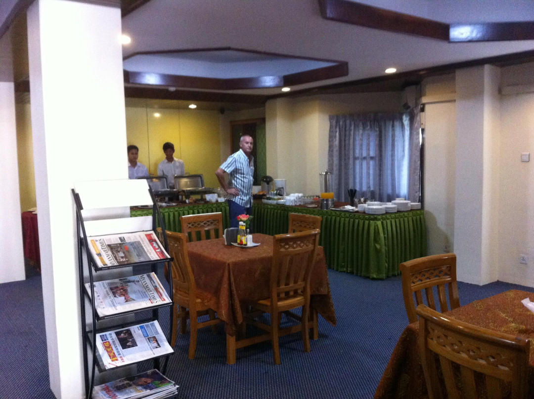 Royal Khattar Hotel主图