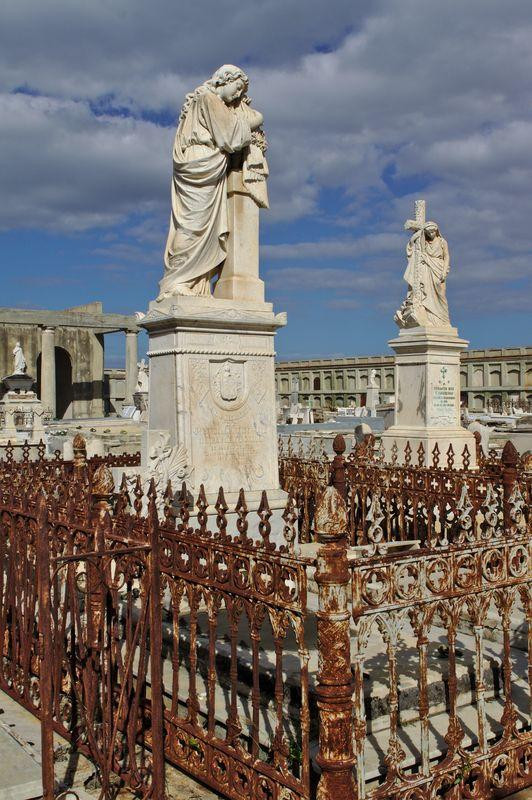 Cementerio la Reina景点图片