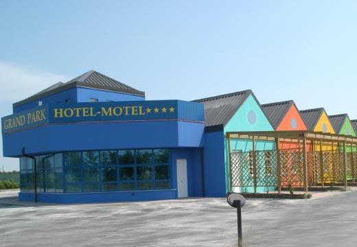Grand Park Hotel-Motel-浴室