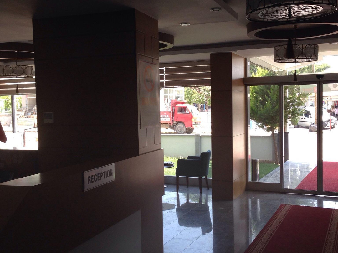 Maykon Hotel主图