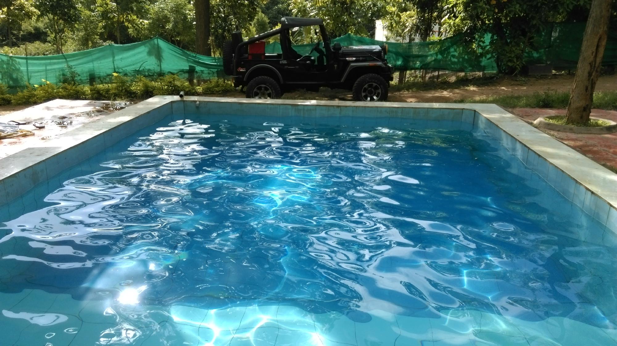Hill View Farm Resorts-泳池