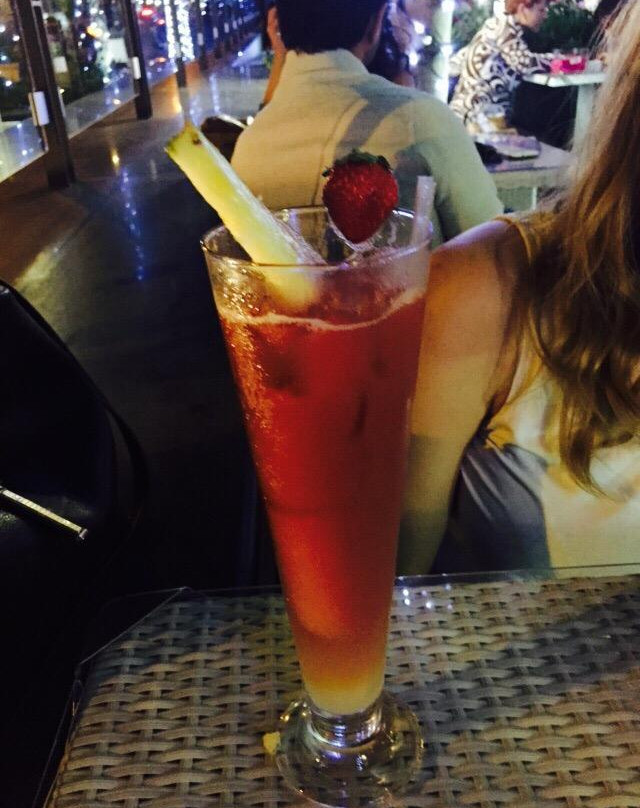 Village Lounge Aperitif Bar景点图片