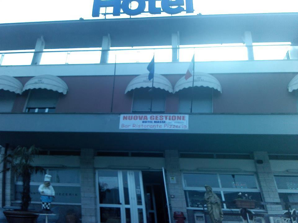 Cerreto d'Esi酒店住宿-Hotel Massi