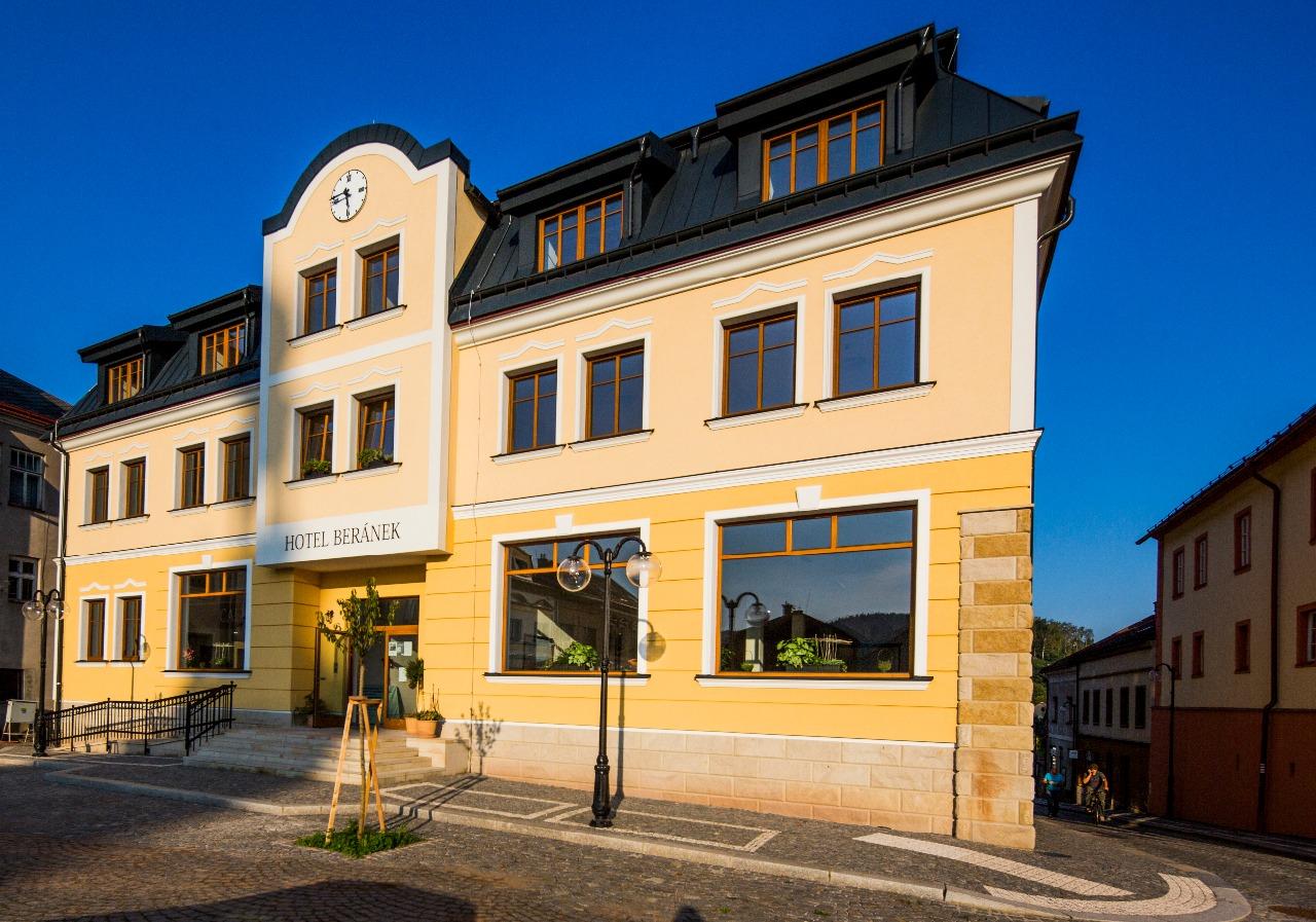 Hotel Beranek-官方