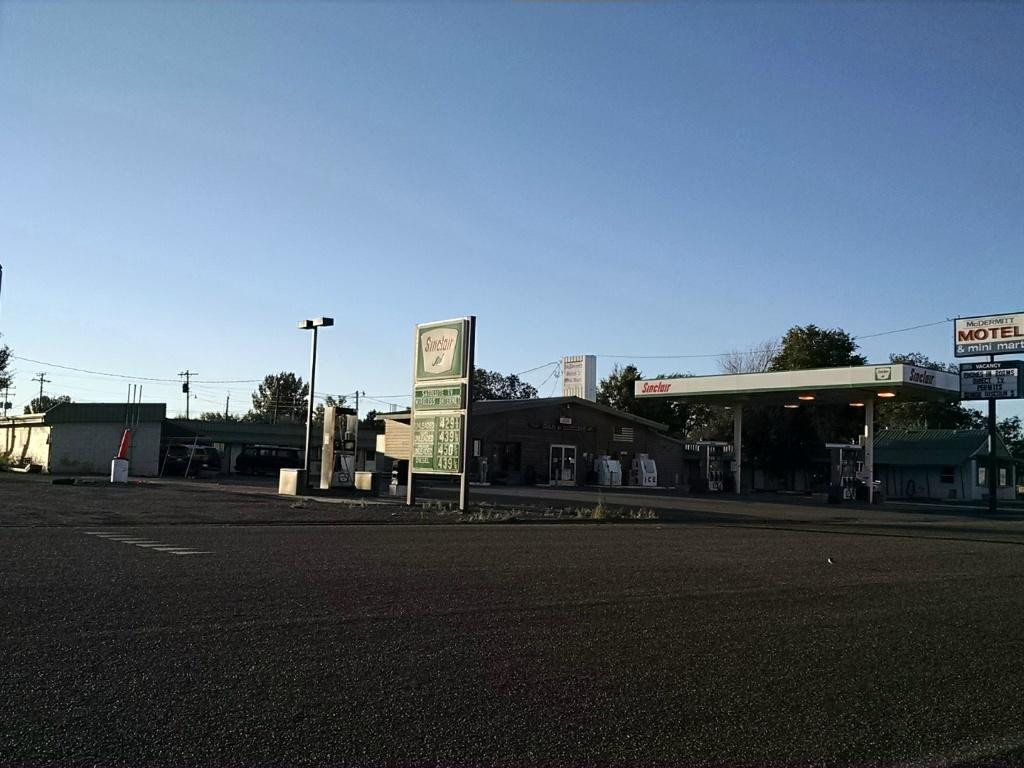 Mcdermitt Gas Grill And Motel