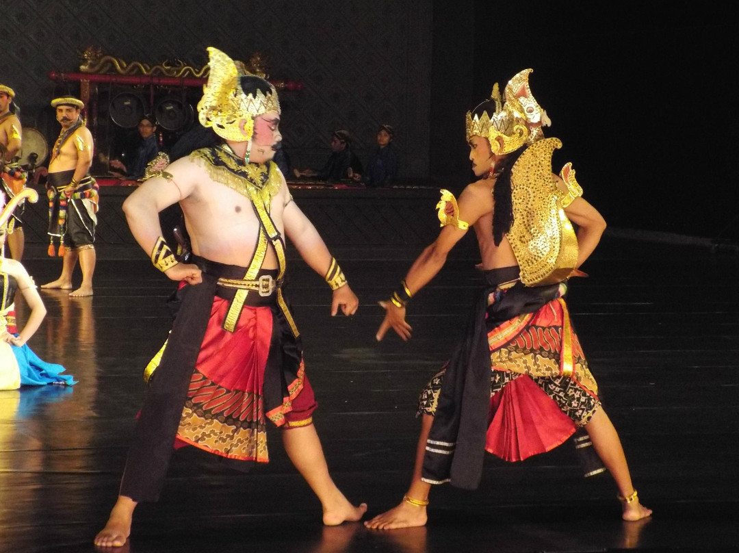 普兰巴南寺戶外舞蹈表演-Sleman必去景点