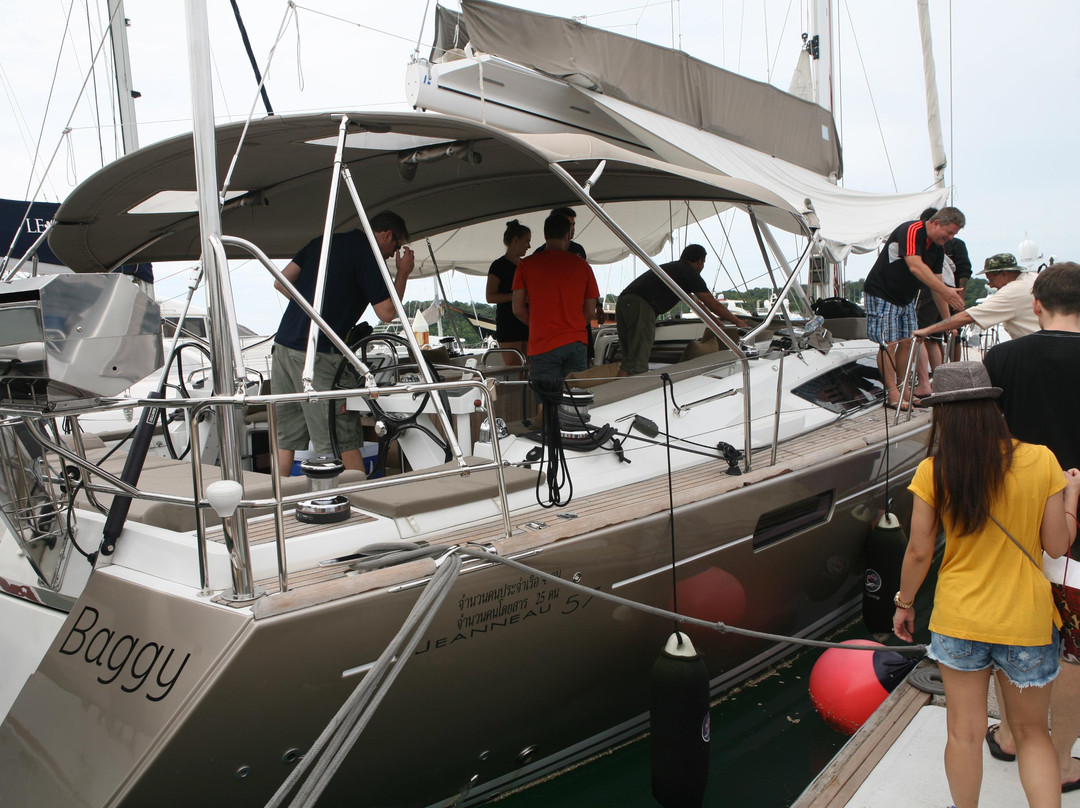 PinkShrimp Yachting-奈汉必去景点