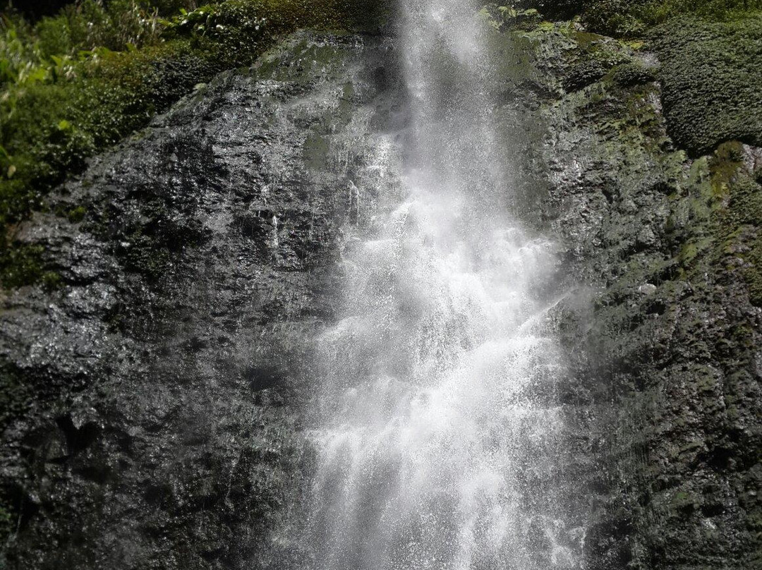 Cibeureum Waterfall景点图片