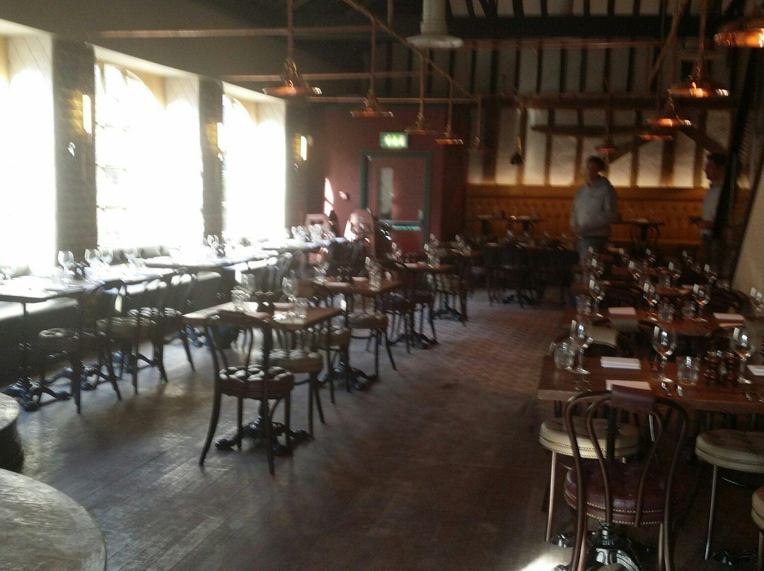 Water Lane Lounge & Cellar Bar景点图片