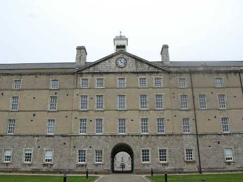 爱尔兰国家装饰艺术品和历史博物馆-都柏林必去景点