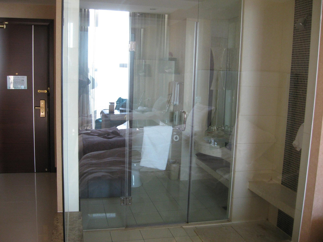 三隆春天酒店主图