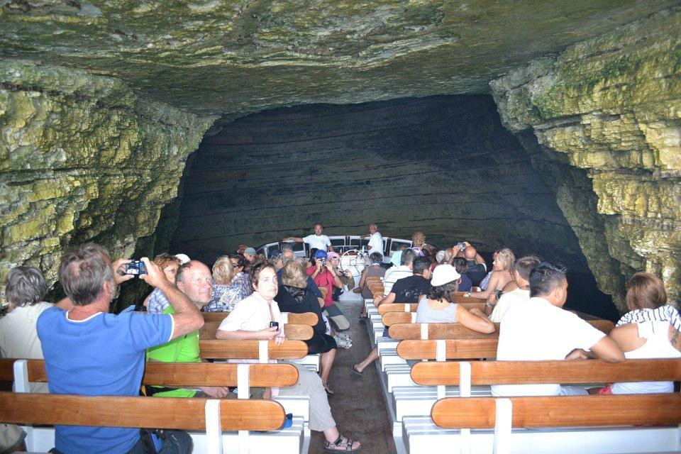 Motobarca Vittorio - Day Tours-佩斯基奇必去景点