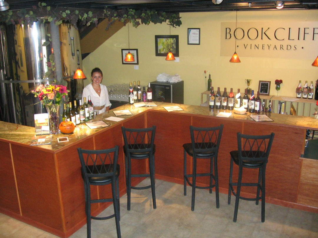 BookCliff Vineyards-博尔德必去景点