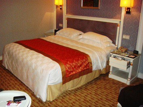 宁波凯洲皇冠假日酒店主图