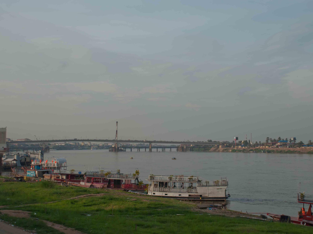 克洛伊断桥-金边必去景点