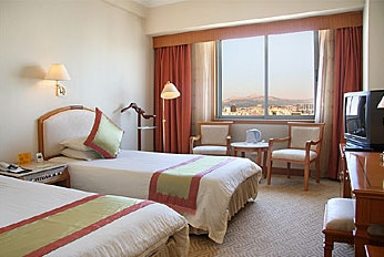 绿洲大酒店(昆明南屏步行街店)主图