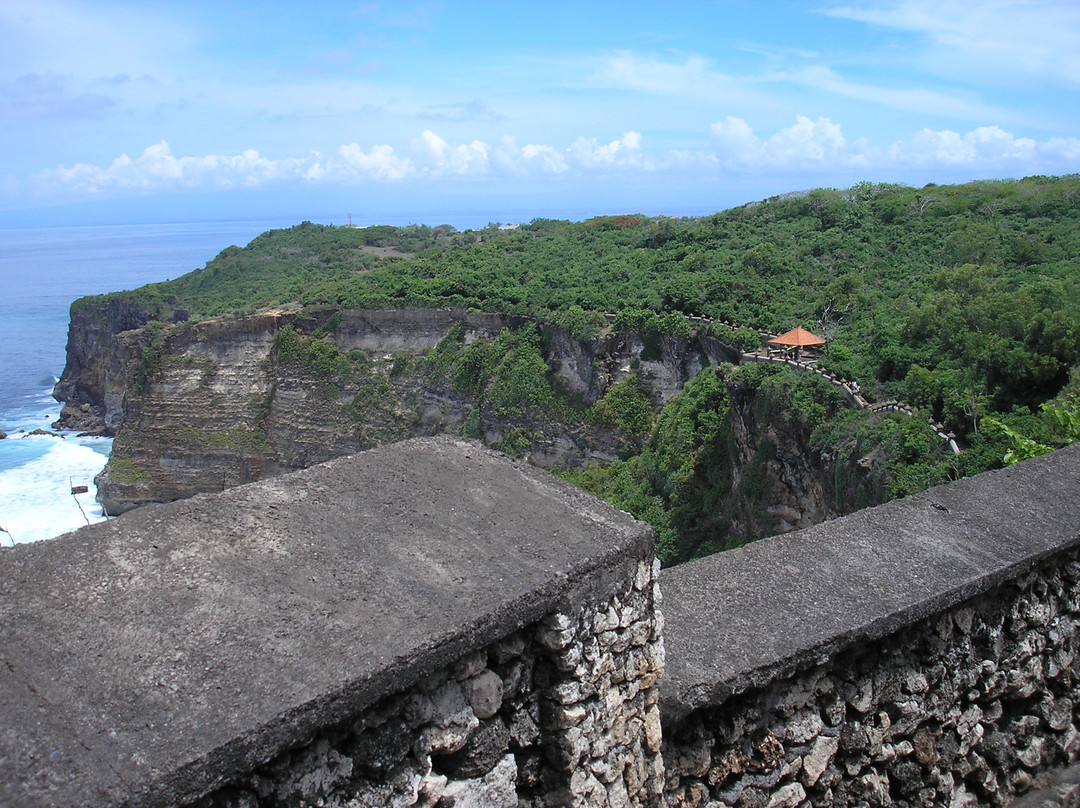 乌鲁瓦图庙-培卡图必去景点