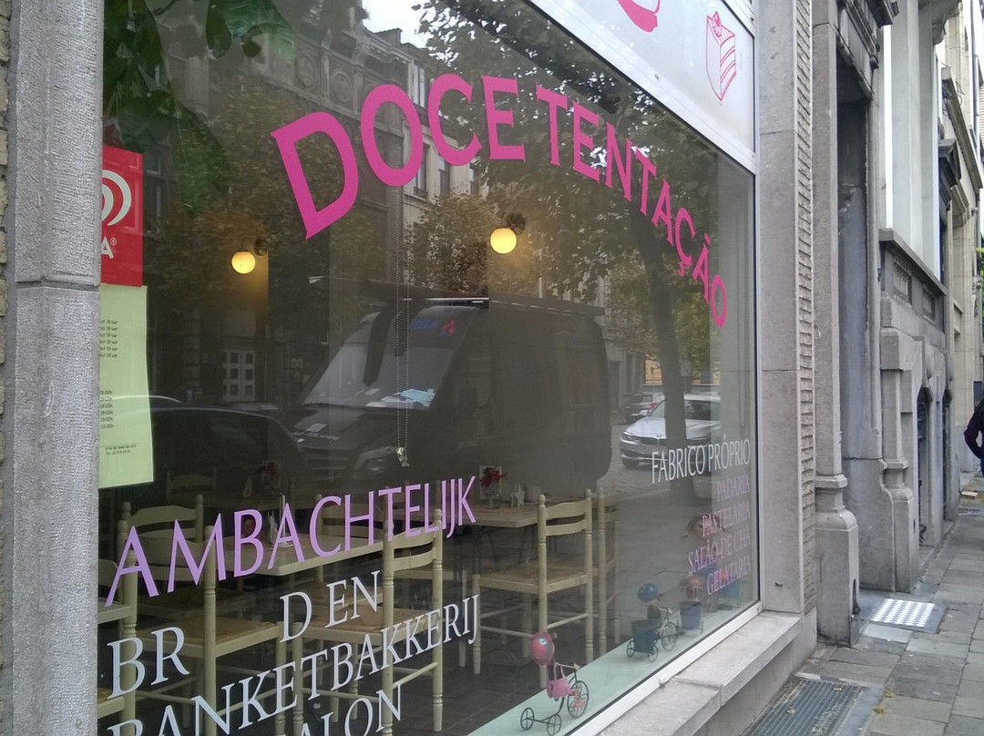 Doce Tentacao Panificadora e Confeitaria.