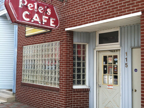 Attica餐馆和美食-Pete's Cafe