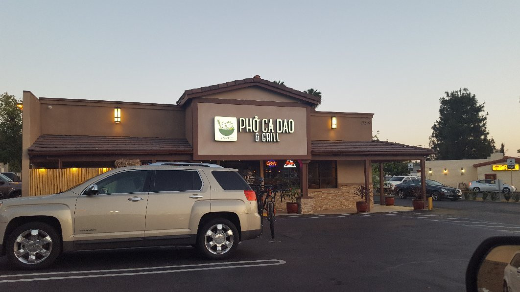 Pho Ca Dao & Grill
